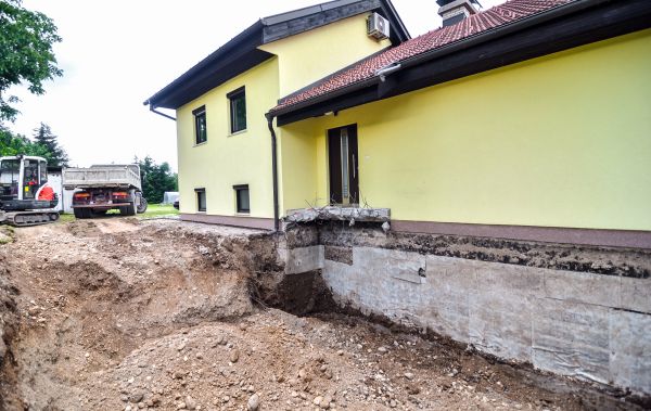 Concrete Settlement Repair in Macomb