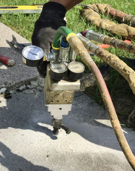 Concrete Sidewalk Lifting in Macomb